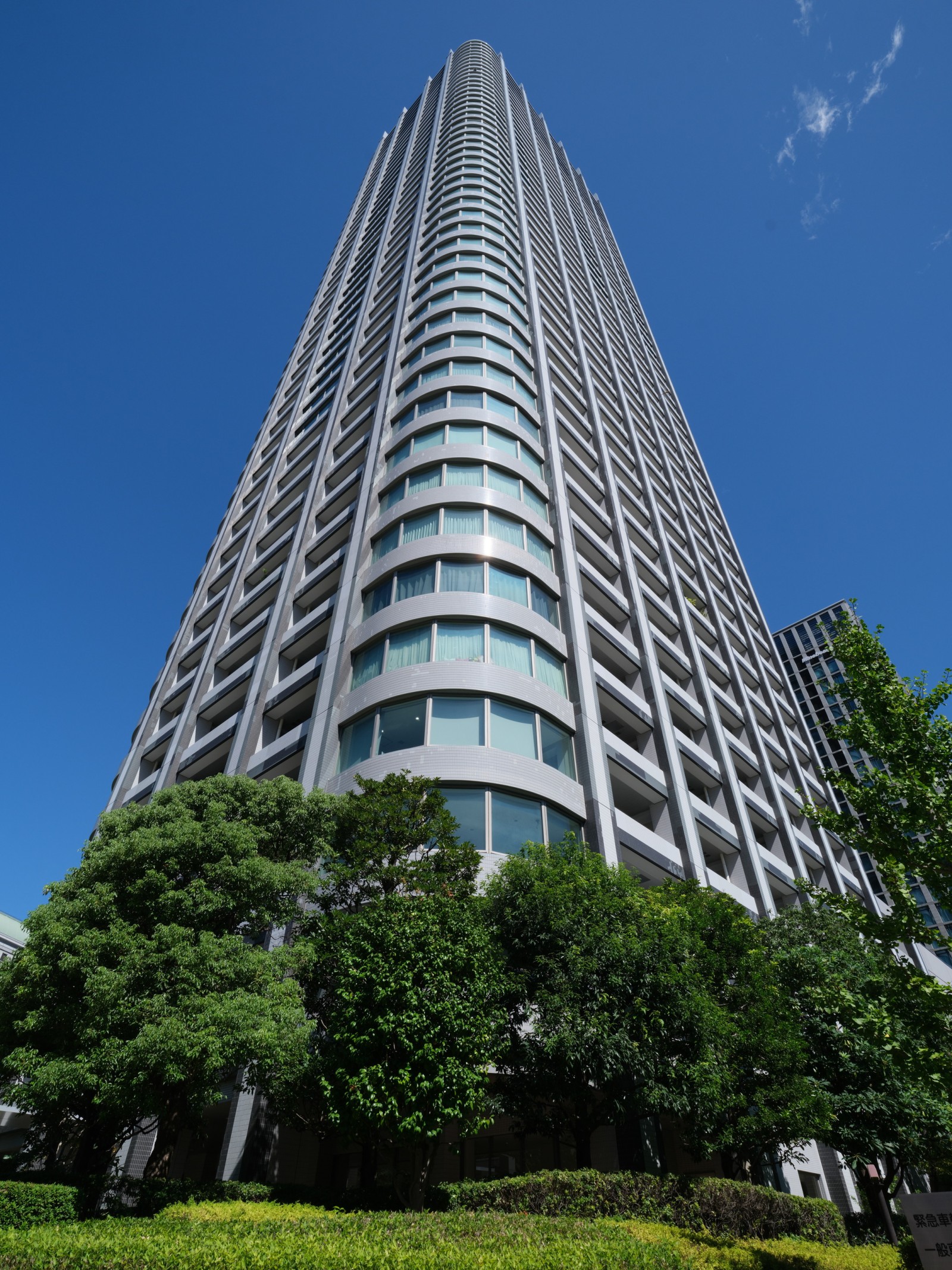 東京ツインパークスライトウイング 302号室